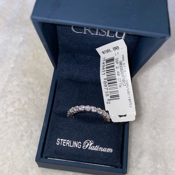 Crislu size 7 Ring NWT eternity band - Picture 2 of 7